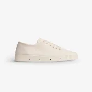 La tennis blanche en toile de Spring Court