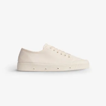 La tennis blanche en toile de Spring Court