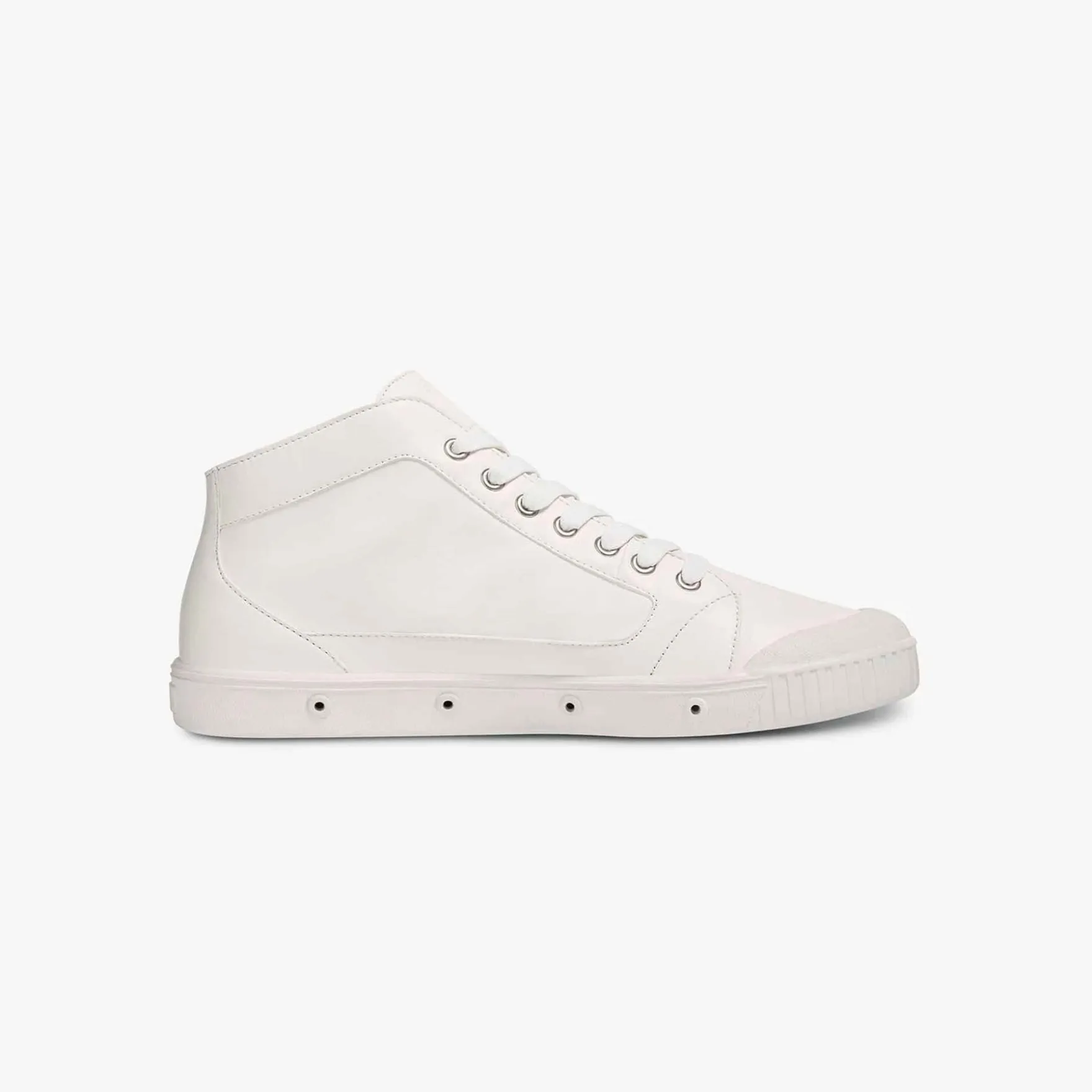 La basket blanche en cuir de Spring Court