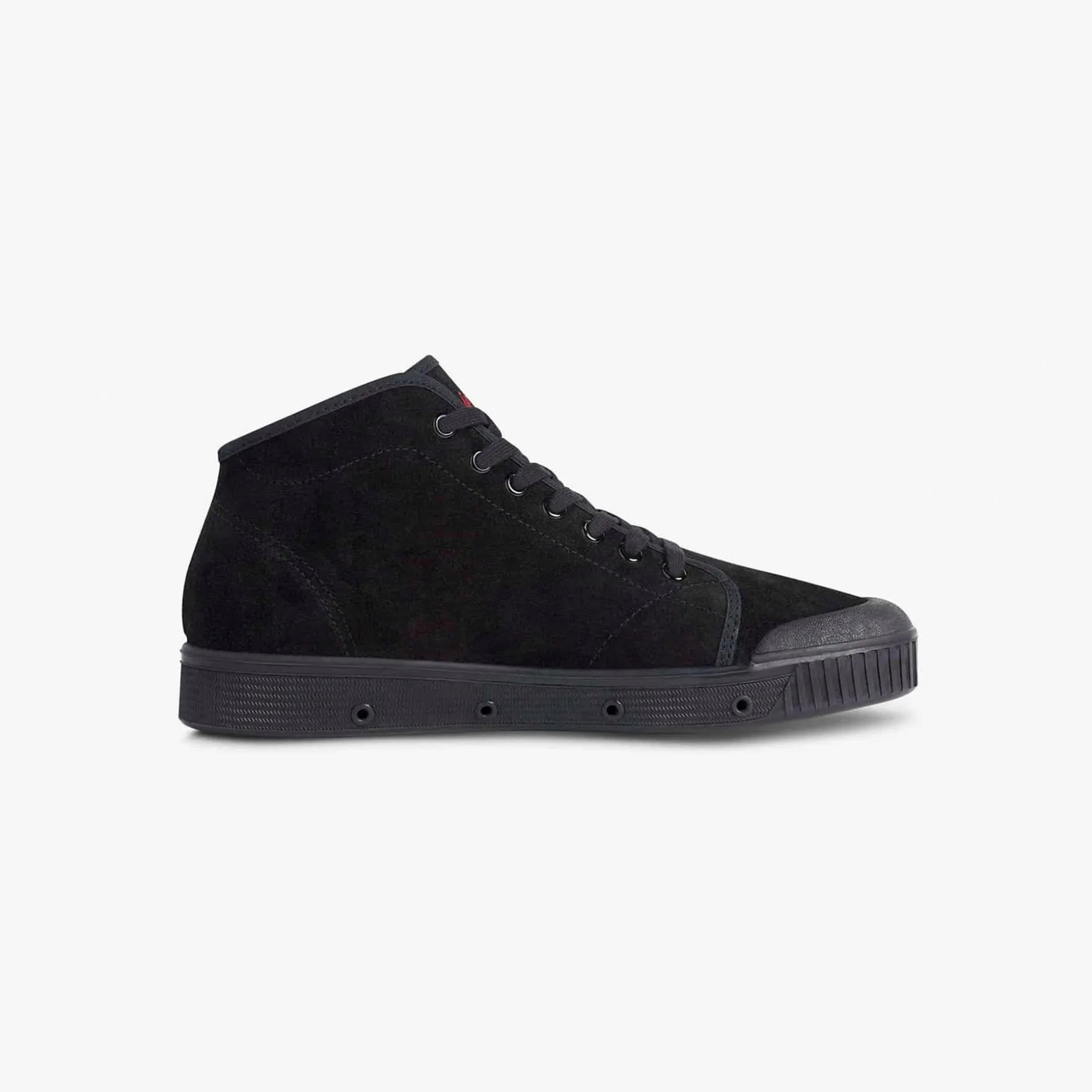 La basket noire en suede de cuir de Spring Court