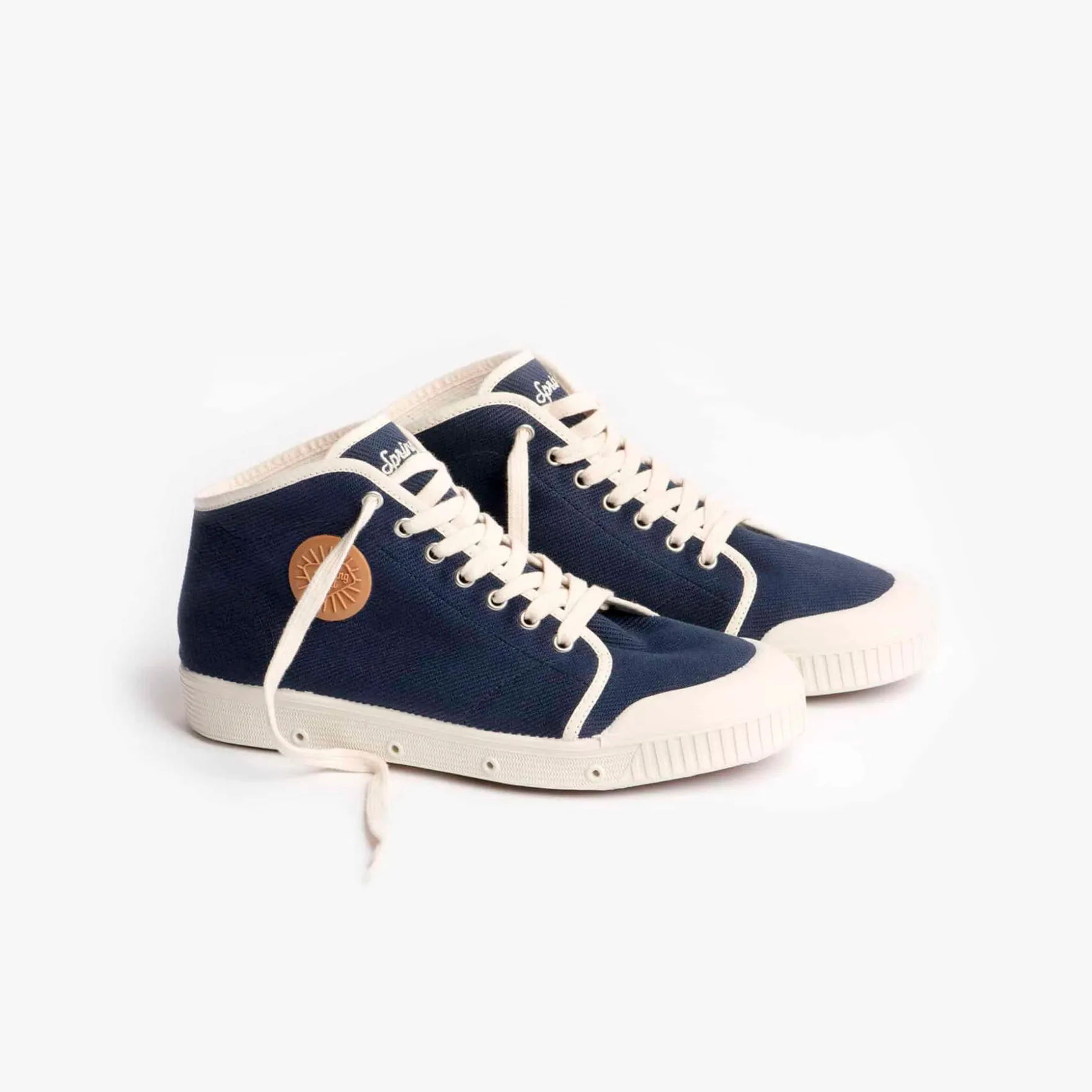 basket bleu marine