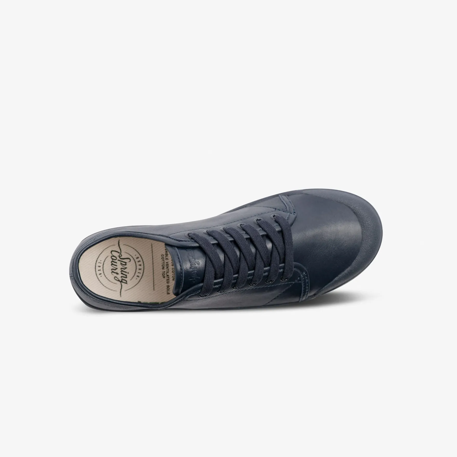 baskets en cuir bleu marine
