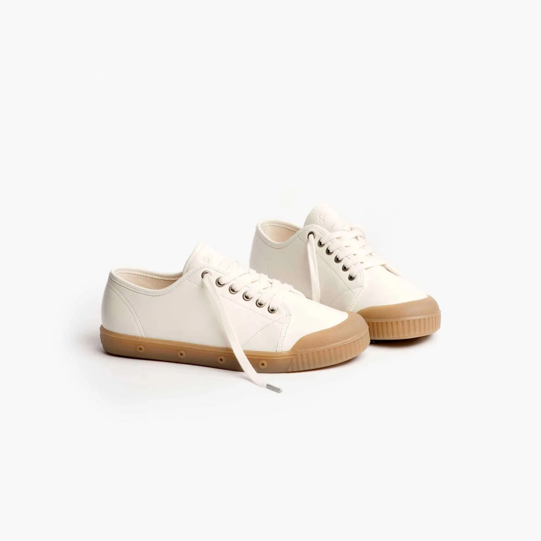 basket basse en cuir écru
