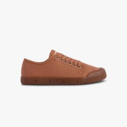 Spring hot sale court plimsolls