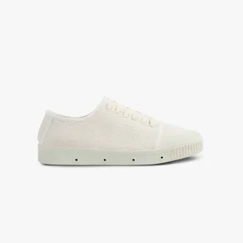 white low top sneakers