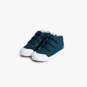La basket enfant bleue en toile de Spring Court